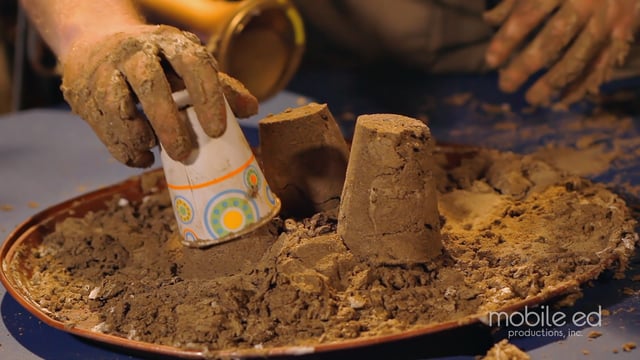 Make Sand Castles! | Handy Dan the Junkyard Man | Mobile Ed Productions