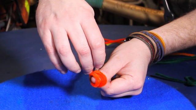 Coil the pipe cleaner around your finger to make a fun flower shape!