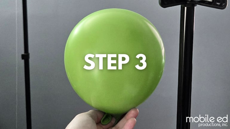 11-24 Holiday Balloon Rocket Step3